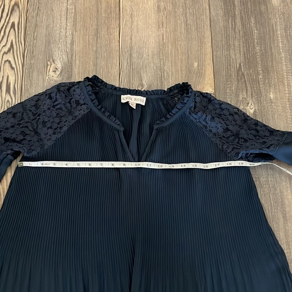 Knox Rose Blouse - Picture 7 of 8